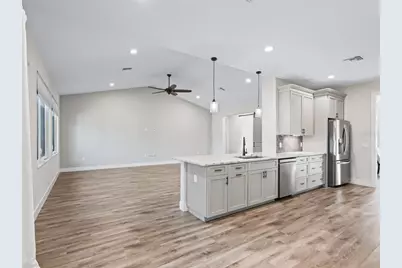 562 Dowling Circle, Lady Lake, FL 32159 - Photo 21