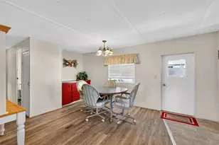 563 Tammi Dr, Leesburg, FL 34788 - Photo 9