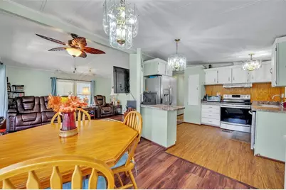 225 Paradise S, Leesburg, FL 34788 - Photo 11