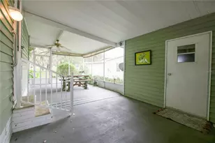 912 Orchid St, The Villages, FL 32159 - Photo 11