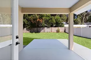 323 W Lady Lake Blvd, Lady Lake, FL 32159 - Photo 19