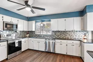 6040 SE 126th Ln, Belleview, FL 34420 - Photo 11