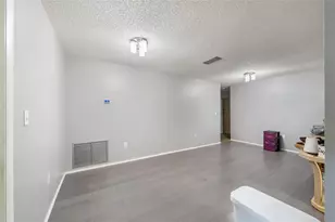 203 Bentbough Dr, Leesburg, FL 34748 - Photo 23