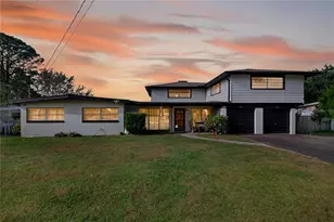 710 Twin Oaks Ln, Eustis, FL 32726 - Photo 1