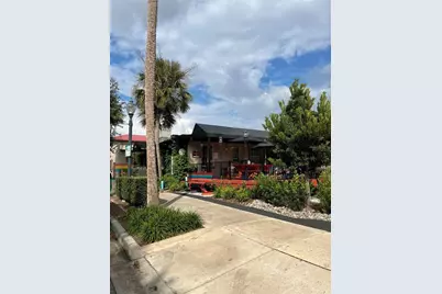 334 N Donnelly Street, Mount Dora, FL 32757 - Photo 1