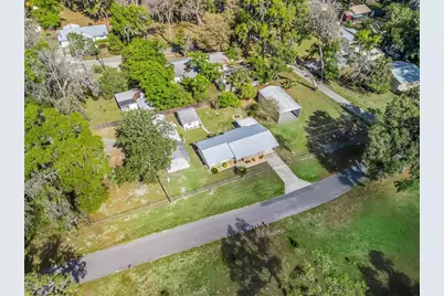 2376 Cr 444, Lake Panasoffkee, FL 33538 - Photo 5