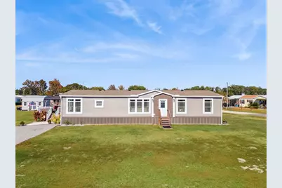 1193 NW 12th Lane, Lake Panasoffkee, FL 33538 - Photo 1