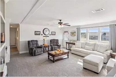 1193 NW 12th Lane, Lake Panasoffkee, FL 33538 - Photo 3