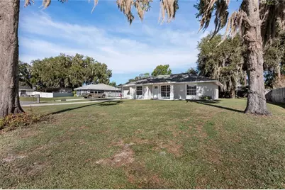 1015 Cr 463B, Lake Panasoffkee, FL 33538 - Photo 23