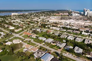 331 Williams Ave, Daytona Beach, FL 32118 - Photo 21