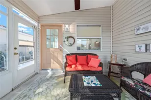 16966 SE 94th Sunnybrook Cir, The Villages, FL 32162 - Photo 5