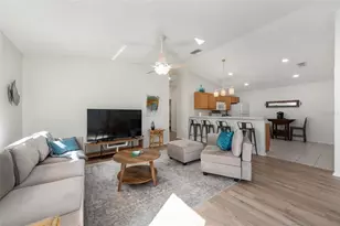 16966 SE 94th Sunnybrook Cir, The Villages, FL 32162 - Photo 13