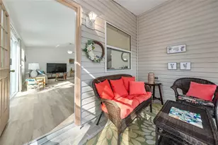 16966 SE 94th Sunnybrook Cir, The Villages, FL 32162 - Photo 9