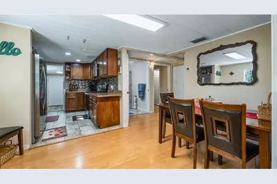 172 S Virginia Avenue, Center Hill, FL 33514 - Photo 7