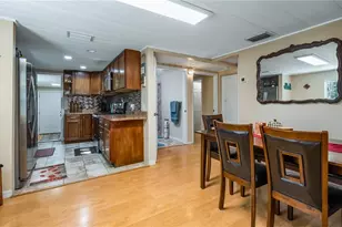 172 S Virginia Ave, Center Hill, FL 33514 - Photo 7