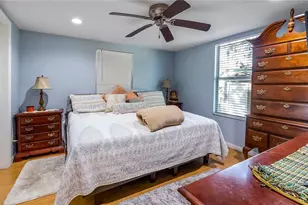 172 S Virginia Ave, Center Hill, FL 33514 - Photo 13