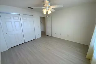 317 Rowesville Ln, The Villages, FL 32162 - Photo 11