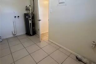 822A S Lone Oak Dr, Leesburg, FL 34748 - Photo 3