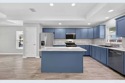 1201 Dustin Drive, The Villages, FL 32159 - Photo 3