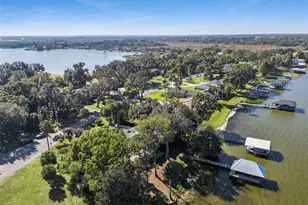 16951 Deer Island Rd, Tavares, FL 32778 - Photo 29