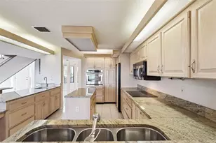 16951 Deer Island Rd, Tavares, FL 32778 - Photo 37