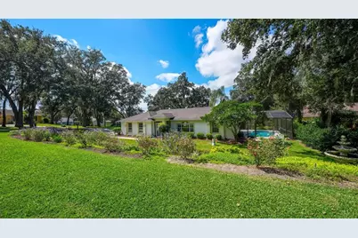 211 Hanging Moss Lane, Lady Lake, FL 32159 - Photo 17