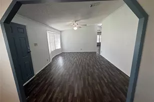 1827 Leesburg Blvd, Fruitland Park, FL 34731 - Photo 3