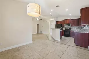 2179 Bexley Dr, Tavares, FL 32778 - Photo 5