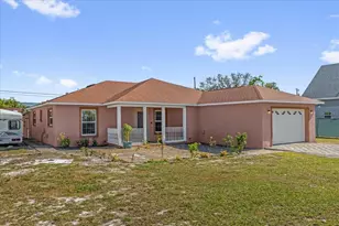 910 Rich Dr, Mount Dora, FL 32757 - Photo 3