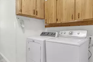 910 Rich Dr, Mount Dora, FL 32757 - Photo 15