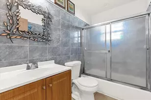 910 Rich Dr, Mount Dora, FL 32757 - Photo 9