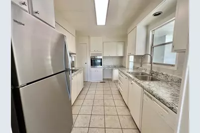 222 Hawthorne Boulevard, Leesburg, FL 34748 - Photo 21