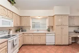 703 Melendez Way, The Villages, FL 32159 - Photo 17