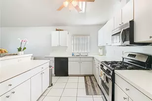 15933 Bay Vista Dr, Clermont, FL 34714 - Photo 5