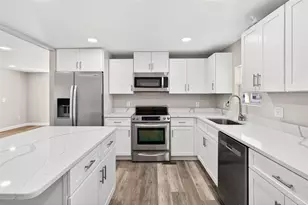 1112 Elkhart Cir, Tavares, FL 32778 - Photo 5