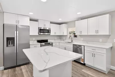 1112 Elkhart Circle, Tavares, FL 32778 - Photo 3