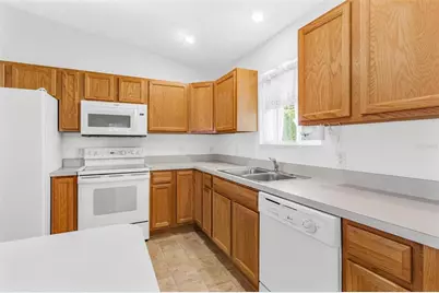 2732 Privada Drive, The Villages, FL 32162 - Photo 15