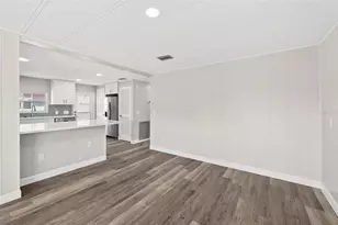 1114 Elkhart Cir, Tavares, FL 32778 - Photo 17