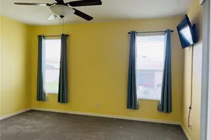 5446 Sea Leopard St, Tavares, FL 32778 - Photo 9