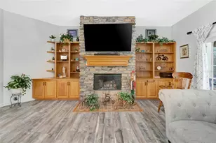 33025 Lake Bend Cir, Leesburg, FL 34788 - Photo 15