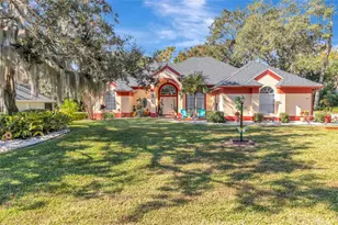 33025 Lake Bend Cir, Leesburg, FL 34788 - Photo 5
