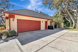 33025 Lake Bend Cir, Leesburg, FL 34788 - Photo 9