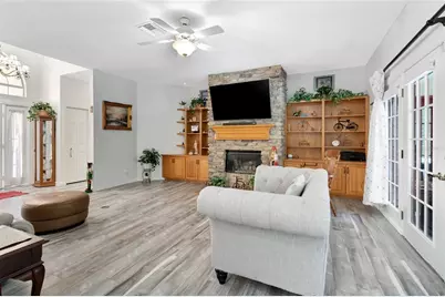 33025 Lake Bend Circle, Leesburg, FL 34788 - Photo 13