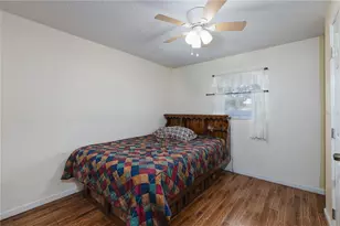 903 Virginia Ave, Tavares, FL 32778 - Photo 17