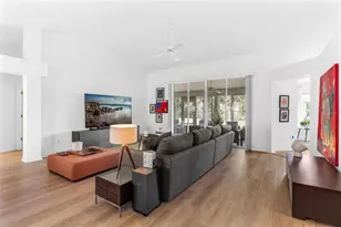 25440 Crestwater Dr, Leesburg, FL 34748 - Photo 5