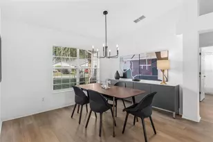 25440 Crestwater Dr, Leesburg, FL 34748 - Photo 9