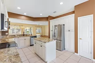 13655 SE 97th Terrace Rd, Summerfield, FL 34491 - Photo 17