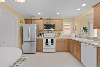 2019 Altamonte Way, The Villages, FL 32162 - Photo 15