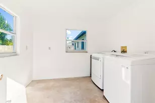 995 Emerald Dr, Mount Dora, FL 32757 - Photo 19