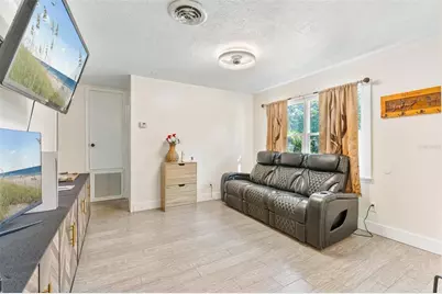 995 Emerald Drive, Mount Dora, FL 32757 - Photo 5